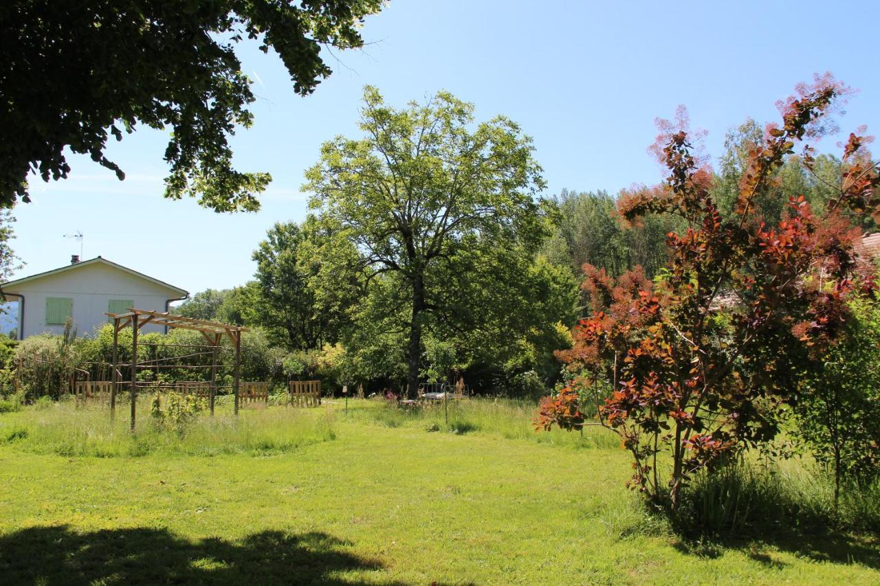 Les Tilleuls Saint-Jean-d'Avelanne Buitenkant foto